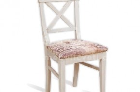 Стол"Римон"-цена 150лв.> <br />за дамаски в бежав и кафяв цвят.> <br />
Материал бук.