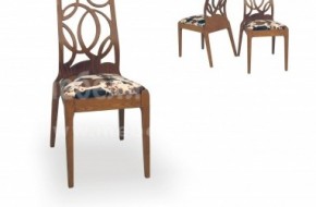 Столът със своя изчистен дизайн е подходящ за обзавеждане както на дома, така и за заведения.